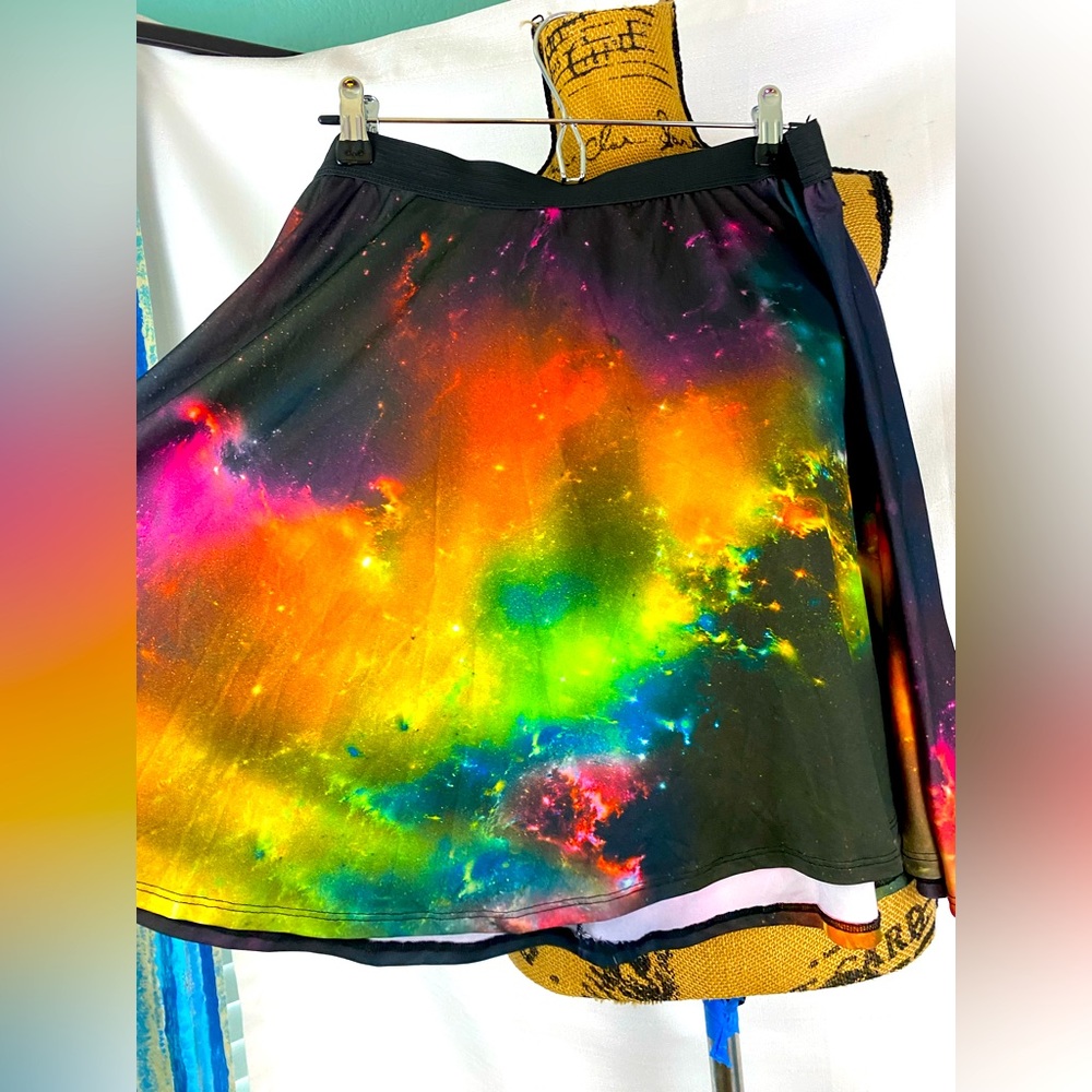 Forever 21 galaxy skirt